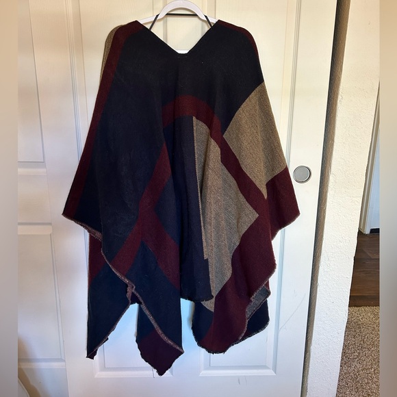 OS oversized jewel tones blanket shawl - Picture 3 of 3